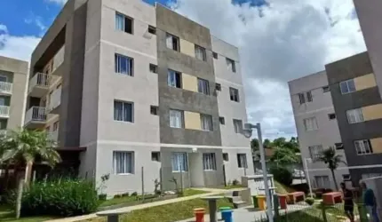 Apartamento com 02 dormitórios em Uvaranas