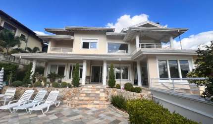 Casa alto padrão com 340m² com 4 suítes no valor R$2.980.000,00 no Condomínio Porto Atibaia/ Atibaia-SP