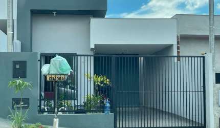 Casa com 2 quartos à venda na Aparecido da Silva, 201, Residencial Parque do Vale, Ibiporã por R$ 230.000