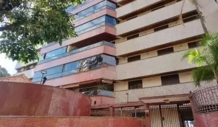 Apartamento com 3 quartos para alugar na Rua Belo Horizonte, 1399, Centro, Londrina por R$ 5.000