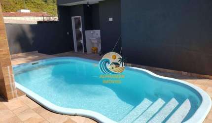 Casa Nova com Piscina e Vista para as Montanhas