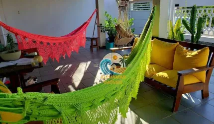 Sobrado com 3 dormitórios à venda, 242 m² por R$ 1.100.000,00 - Massaguaçu - Microrregião de Caraguatatuba/SP