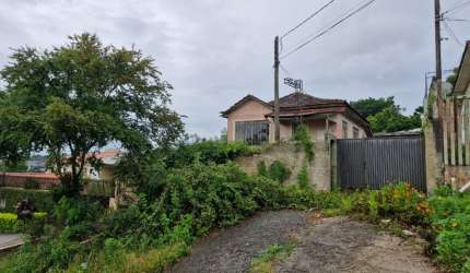 Terreno à venda no Bairro do Portão, Curitiba.