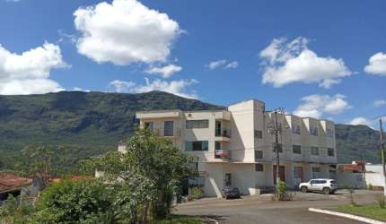 Vende-se apartamento de 2 quartos no Inconfidentes.