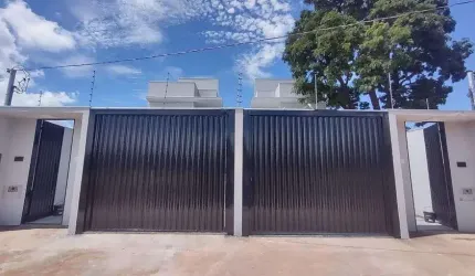 Lindo sobrado no bairro Montevideu