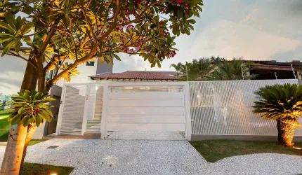 Excelente casa com localização privilegiada no Bairro Santa Fé