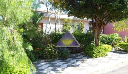 Casa para venda com área de Terreno de 250 Metros quadrados