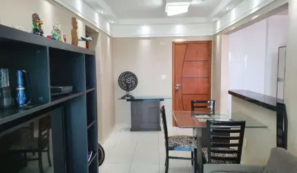 Apartamento na Praia Grande com Sacada Gourmet e localização excelente