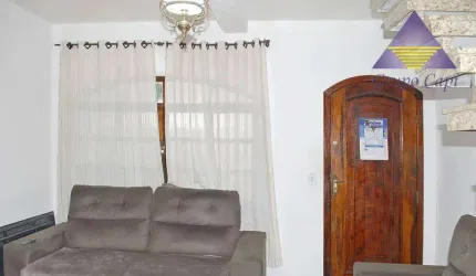 Sobrado com 3 Dormitórios , entrada lateral e 2 Vagas de Garagem