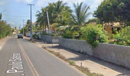 Imóvel na avenida principal da Praia de Búzios - com escritura pública