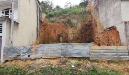 Terreno à venda no São João Batista, Volta Redonda  por R$ 260.000