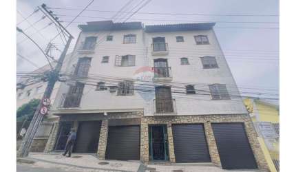 Excelente apartamento dois quartos no Santa Catarina