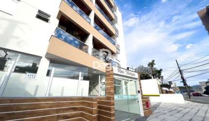 Duplex novo C/ 3 Suítes no bairro Itacorubi