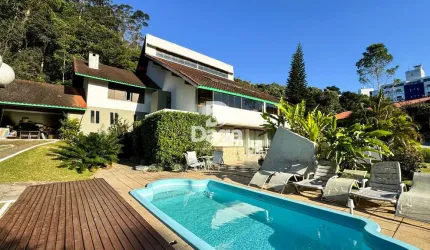 Casa com 5 dormitórios à venda, 418 m² por R$ 3.980.000,00 - João Paulo - Florianópolis/SC