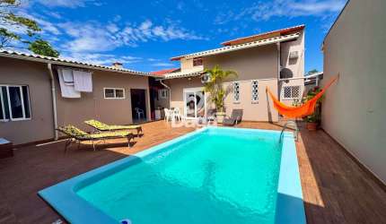 charmosa casa a venda em Córrego Grande, Florianópolis/SC