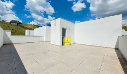 Cobertura duplex de 2 quartos com garagem no Recanto da Mata