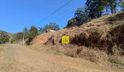 Excelente Terreno à venda, 1890 m² por R$ 300.000 - Às margens da BR-040, no Salvaterra - Juiz de Fora/MG.