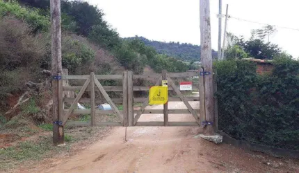 Terreno rural à venda, com 1.920m², (por R$89.000,00), no Condomínio Lagoa, estrada de Torreões e Humaitá.