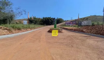 Grande Oportunidade! Repasse de financiamento, com 30 mil de entrada + 149 parcelas de 763,28 - Excelente terreno no Bairro Manchester (Fontesville).