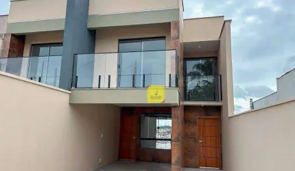 Casa com 3 quartos (suíte), 2 vagas e quintal no São Pedro