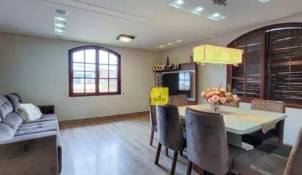 Casa com 4 dormitórios à venda, 300 m² por R$ 900.000,00 - São Pedro - Juiz de Fora/MG