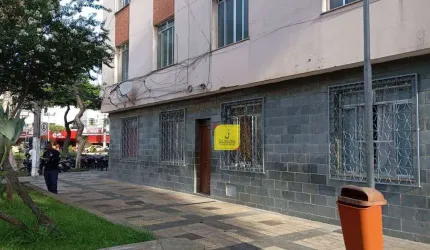 Apartamento com 2 dormitórios à venda, 55 m² por R$ 210.000,00 - Manoel Honório - Juiz de Fora/MG