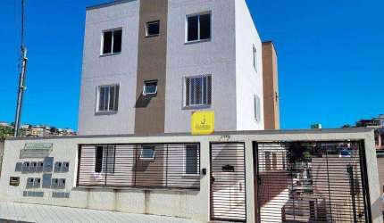 Apto com 2 quartos e garagem numerada no Jardim dos Alfineiros