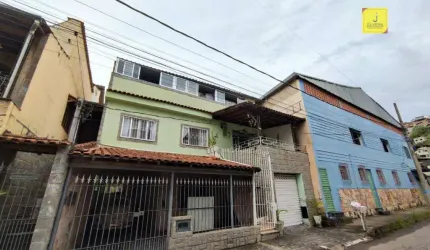 Casa com 3 dormitórios à venda, 240 m² por R$ 500.000,00 - Cerâmica - Juiz de Fora/MG