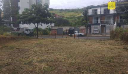 Terreno plano com 683m² no Recanto da Mata - com projeto aprovado