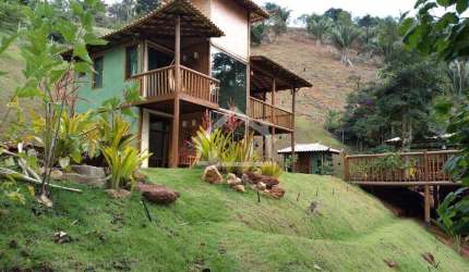 Sítio à venda, 2 quartos, 2 suítes, Centro - Santana do Paraíso /MG