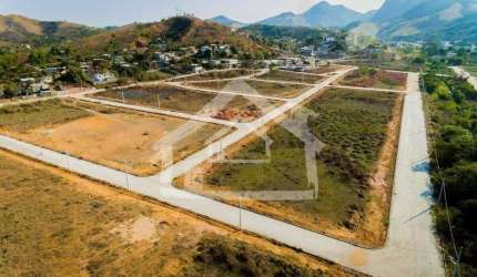Lote à venda, Bairro São José - Santana do Paraíso /MG