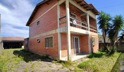 LINDA CASA NO BAIRRO PARQUE 35