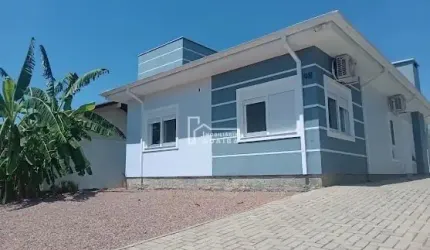 Casa moderna com 3 dormitórios