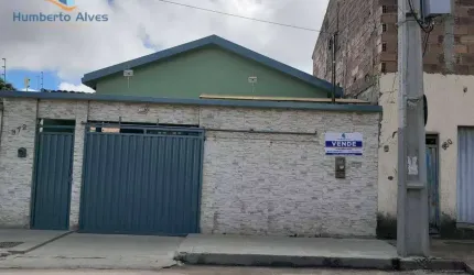 Casa com 4 dormitórios à venda, 113 m² por R$ 315.000,00 - Alto Maron - Vitória da Conquista/BA