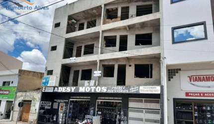 Prédio comercial/residencial no Centro