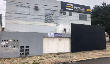 Casa com 2 dormitórios para alugar, 95 m² por R$ 5.057/mês - Candeias - Vitória da Conquista/BA
