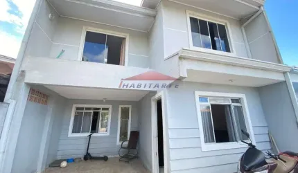 Sobrado à Venda em São José dos Pinhais-PR, Bairro Ipê: 4 Quartos, 2 Salas, 2 Banheiros, 2 Vagas, 140m²!