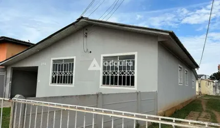 Casa à venda, no bairro Orfãs, contendo 3 quartos, em Ponta Grossa, PR