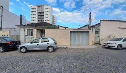 Casa em Centro  -  Coronel Fabriciano