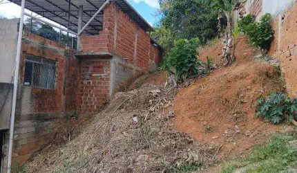 Casa em Nossa Senhora das Gracas  -  Timóteo