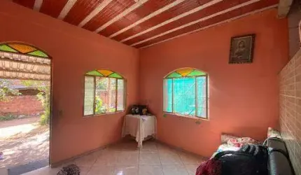 Casa em Petrópolis  -  Timóteo