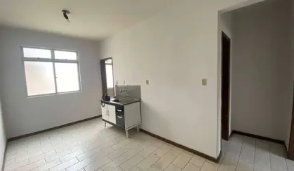 Apartamento com 1 quarto para alugar no Santa Helena, Coronel Fabriciano  por R$ 800