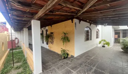 Casa a venda no Bairro Universitário