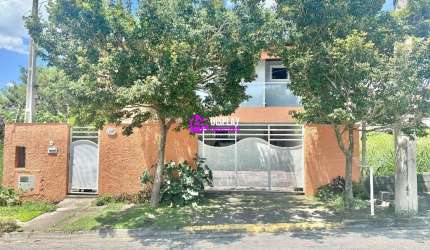 Casa com 4 quartos à venda na Rua 8, 138, Parque São Lucas, Ibiúna por R$ 790.000
