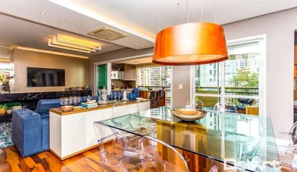 Apartamento 145m2 - 03 suítes - 04 vagas - todo mobiliado e aconchegante na melhor posição do Cabral...