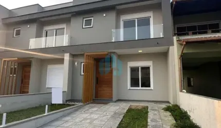 Belo Sobrado Novo, no Residencial Golfinho, Localizado no Centro de Garopaba!