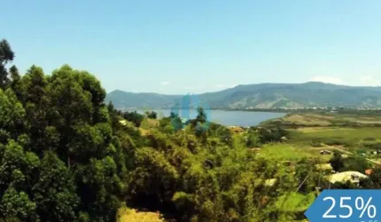 Amplo Terreno com Linda Vista p/ Lagoa, Bairro Ferrugem, em Garopaba!