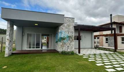Casa do Poeta: Linda Casa em Condomínio Fechado, a 200 m da Praia do Siriú, em Garopaba!