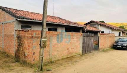 Casa em Imaruí, Bairro Tamborete.