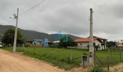 Terreno Localizado no Bairro Areias de Palhocinha, em Garopaba!